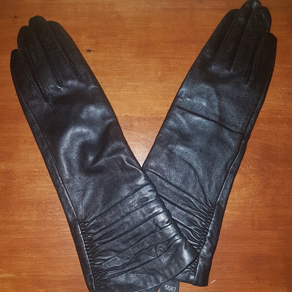 Jones New York Black Gloves